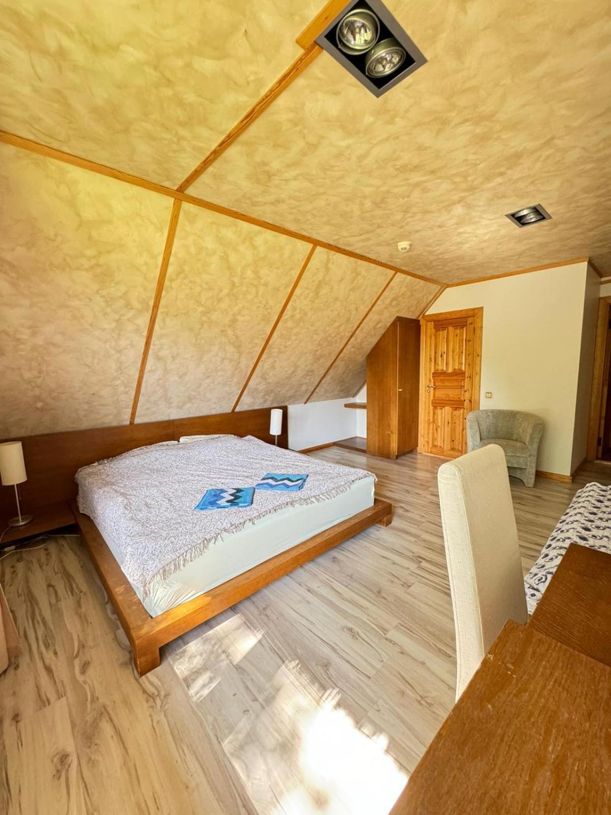 Hotel Vonadzini Stāmeriena Zewnętrze zdjęcie