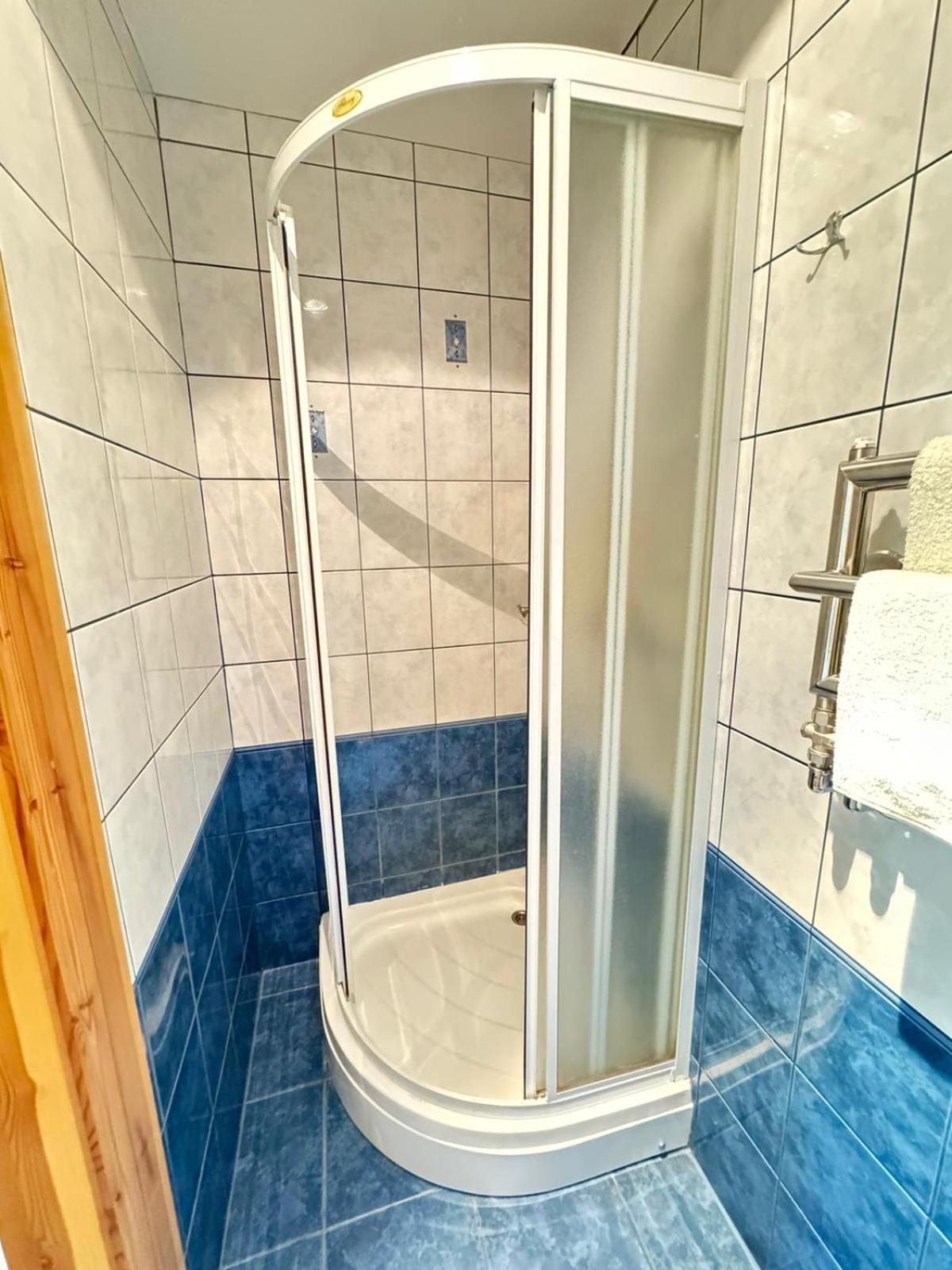Hotel Vonadzini Stāmeriena Zewnętrze zdjęcie