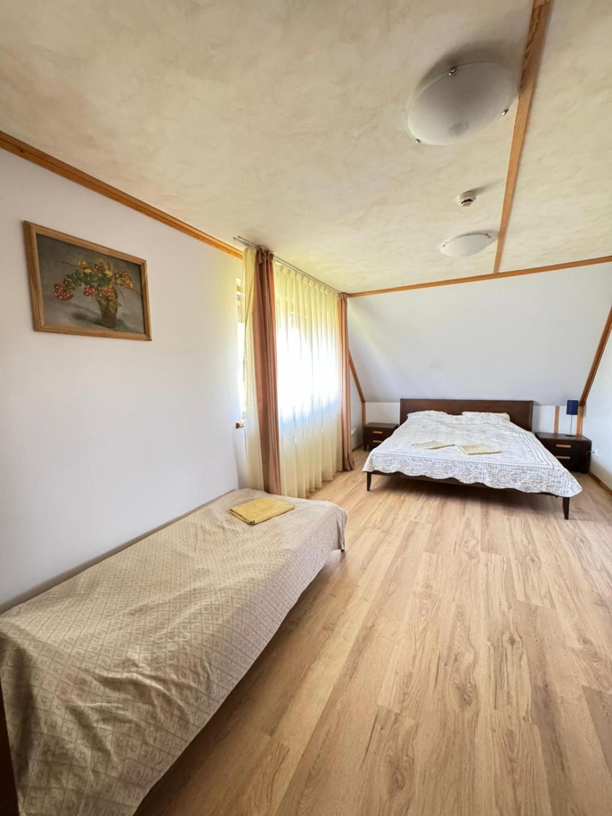 Hotel Vonadzini Stāmeriena Zewnętrze zdjęcie