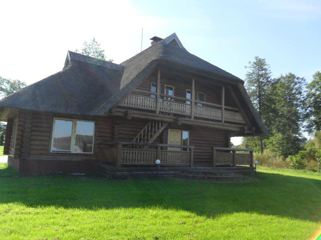 Hotel Vonadzini Stāmeriena Zewnętrze zdjęcie