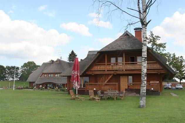 Hotel Vonadzini Stāmeriena Zewnętrze zdjęcie